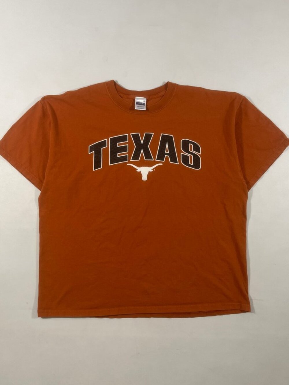 Vintage Y2K University of Texas Longhorns Burnt Orange Spellout Tee 2XL
